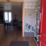 Un Gite Entierement Renove A La Campagne بيت للعطل *