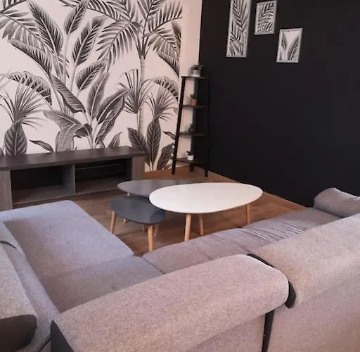 Un Gite Entierement Renove A La Campagne Feriehus